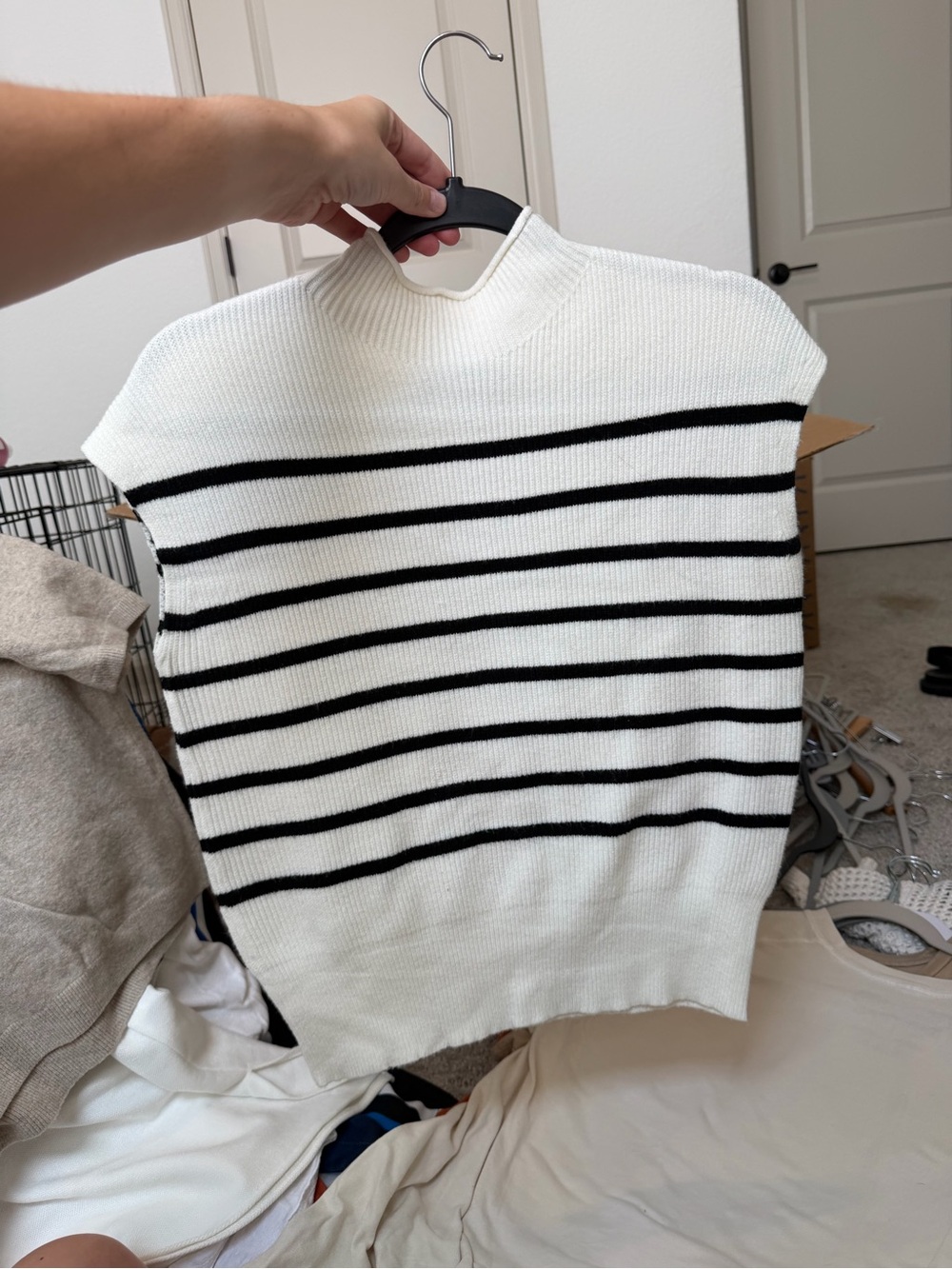 Striped Mock Neck Sweater Vest - White & Black